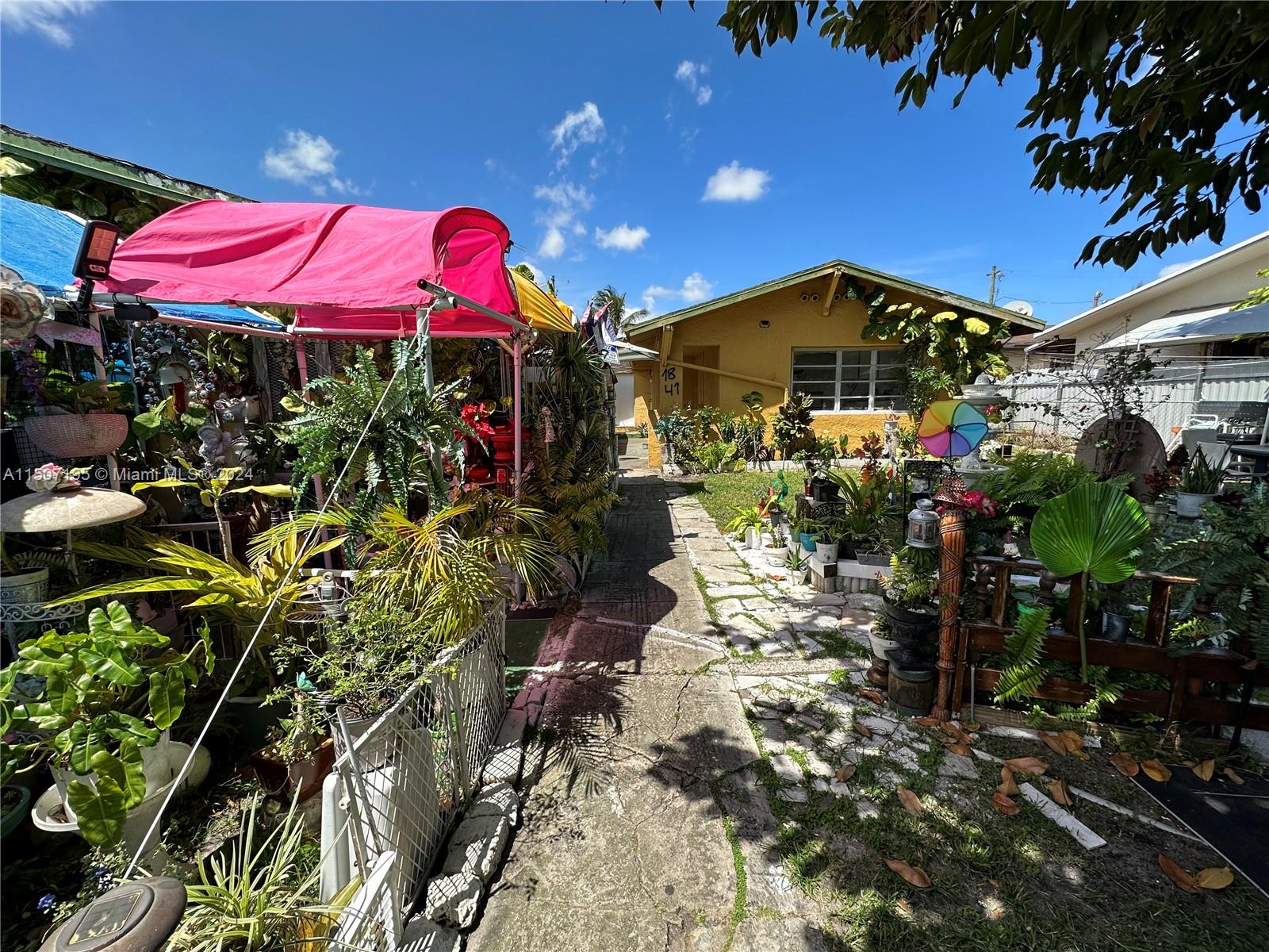 1842 NW 18th Ter, Miami, Florida 33125, ,Residentialincome,For Sale,1842 NW 18th Ter,A11507195