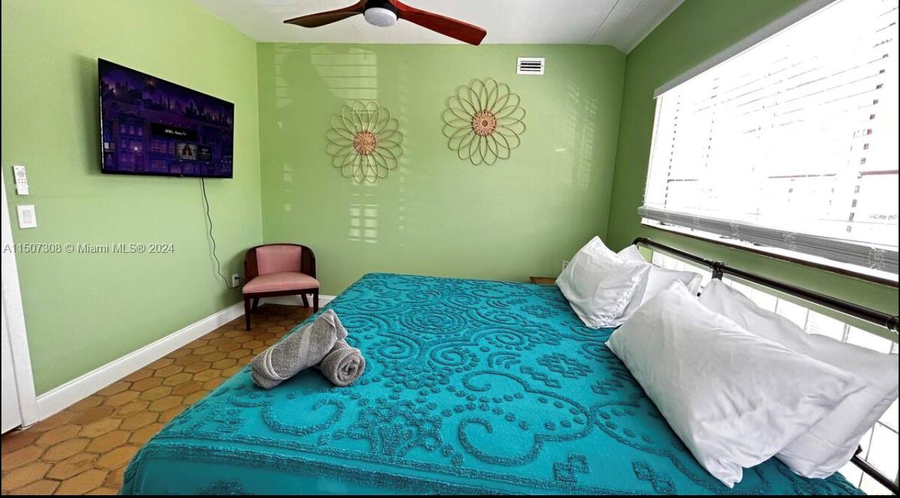 843 NW 3rd St 1, Miami, Florida 33128, 3 Bedrooms Bedrooms, ,1 BathroomBathrooms,Residentiallease,For Rent,843 NW 3rd St 1,A11507308