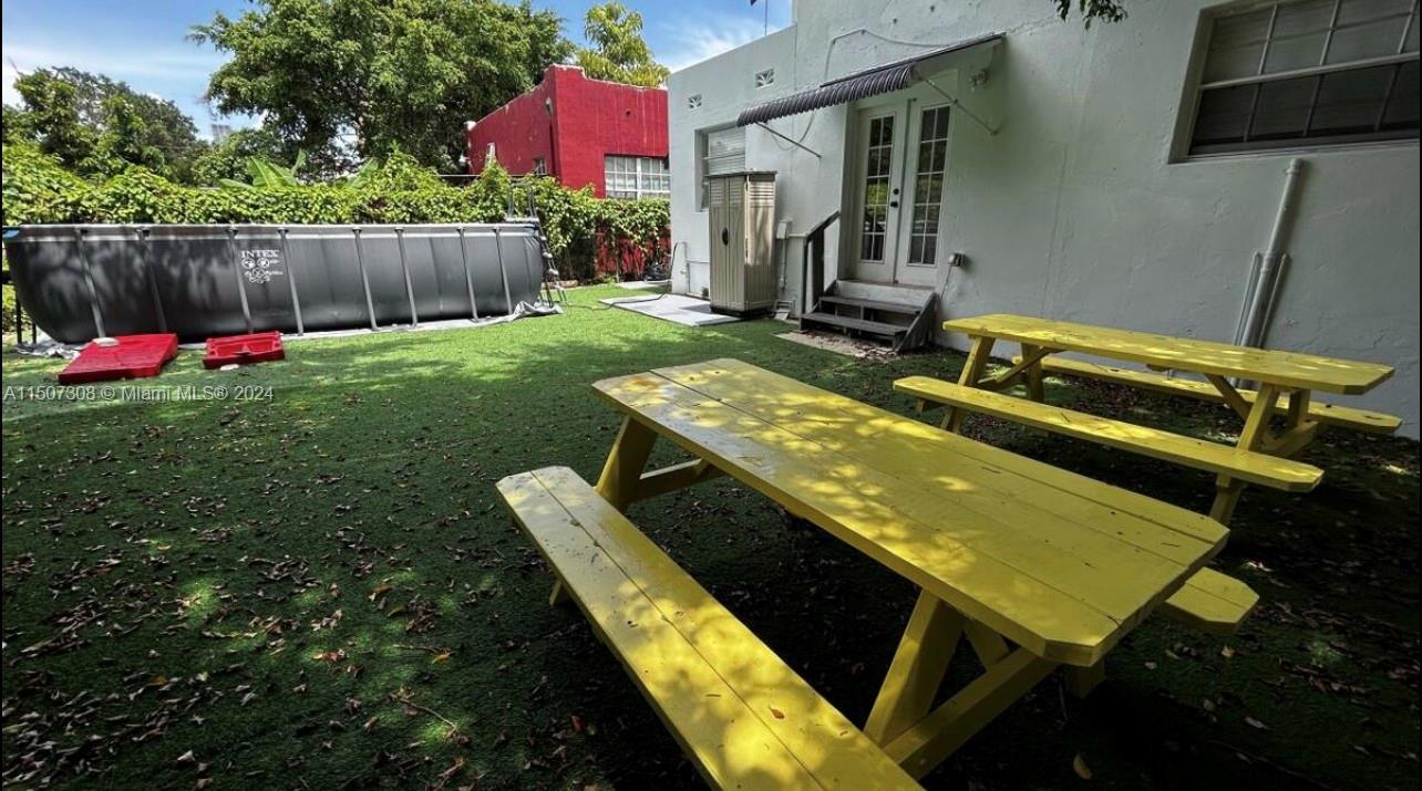 843 NW 3rd St 1, Miami, Florida 33128, 3 Bedrooms Bedrooms, ,1 BathroomBathrooms,Residentiallease,For Rent,843 NW 3rd St 1,A11507308