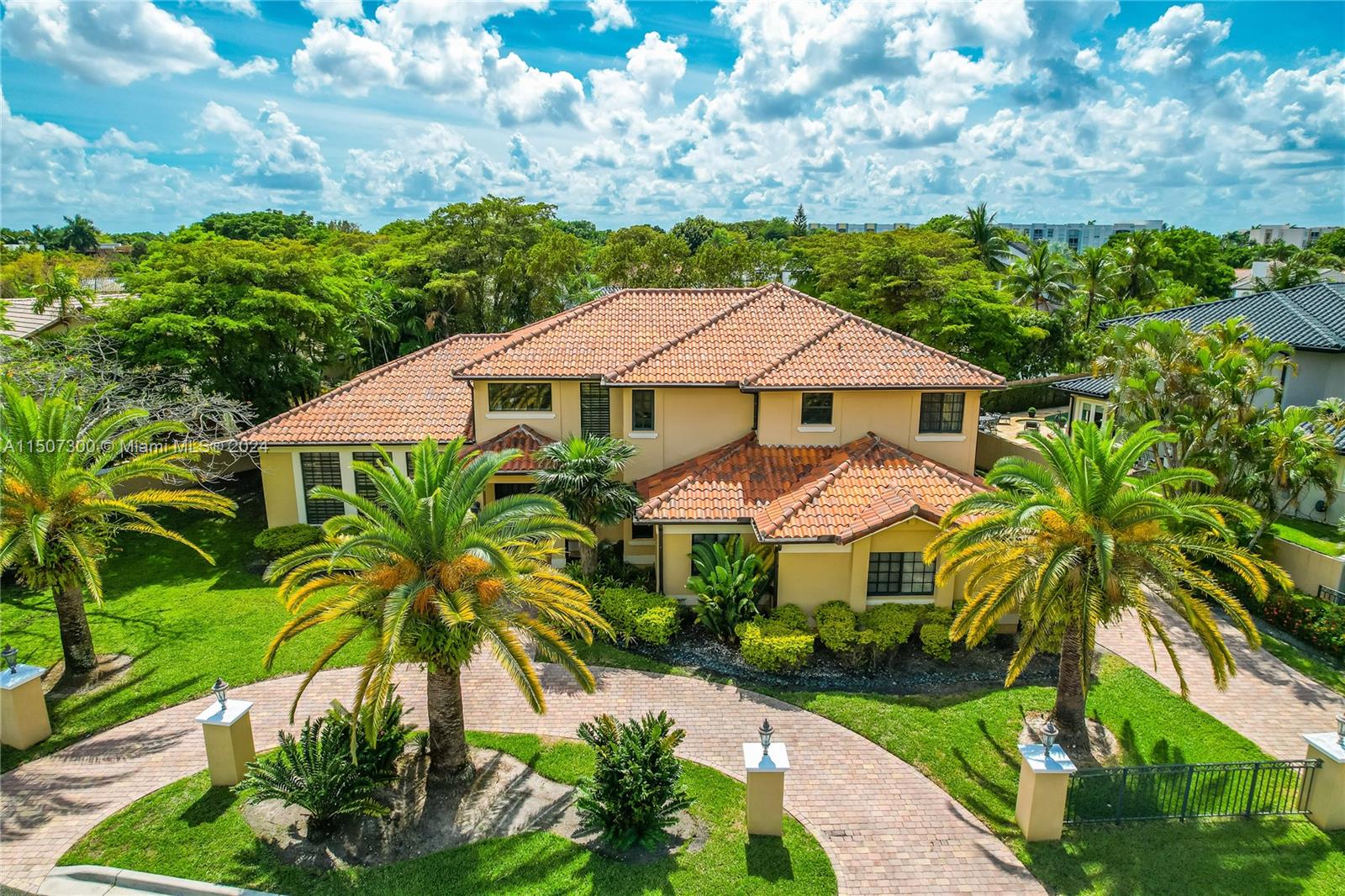 9439 NW 54th Doral Cir Ln 0, Doral, Florida 33178, 4 Bedrooms Bedrooms, ,4 BathroomsBathrooms,Residentiallease,For Rent,9439 NW 54th Doral Cir Ln 0,A11507300