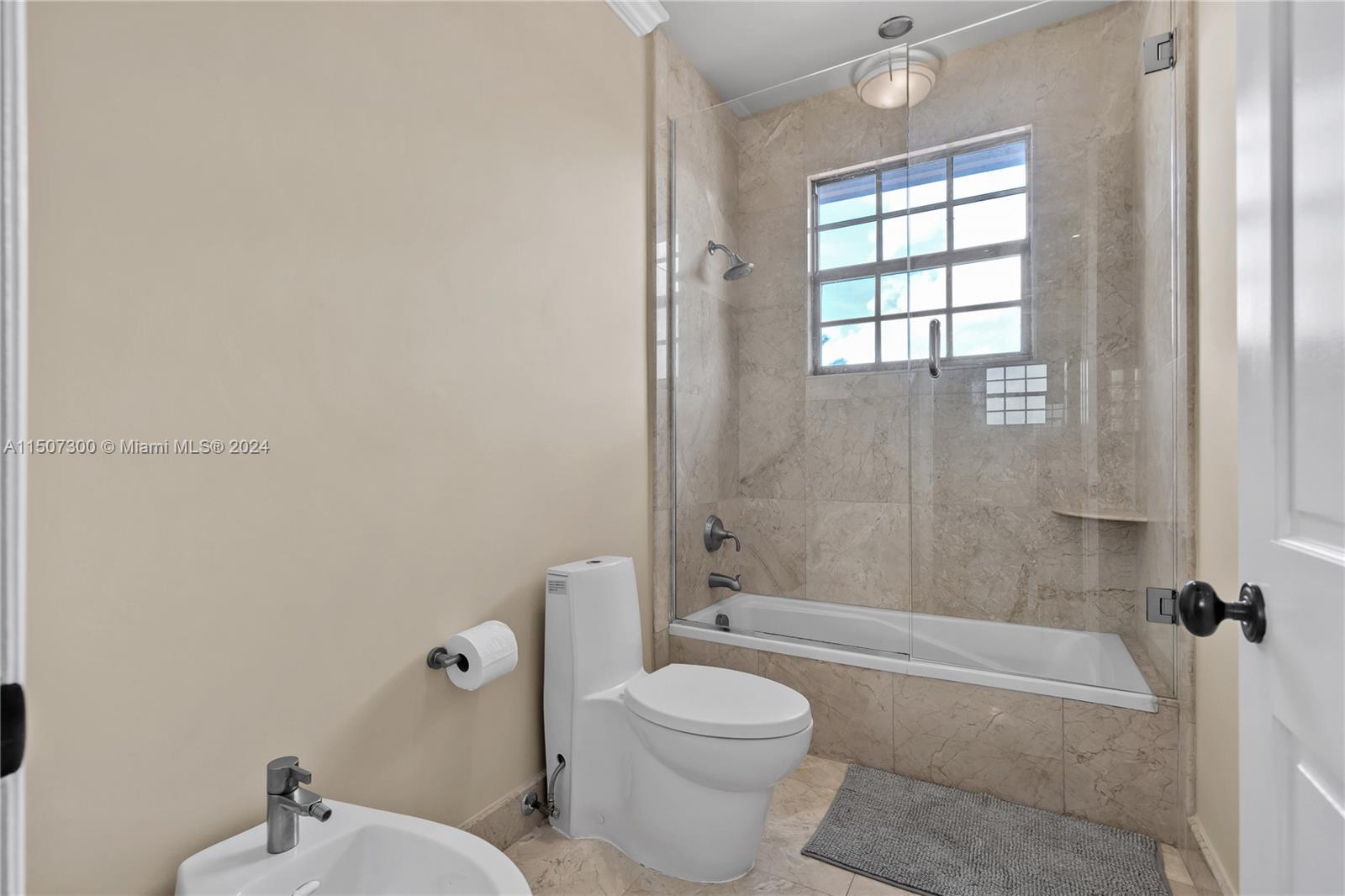 9439 NW 54th Doral Cir Ln 0, Doral, Florida 33178, 4 Bedrooms Bedrooms, ,4 BathroomsBathrooms,Residentiallease,For Rent,9439 NW 54th Doral Cir Ln 0,A11507300