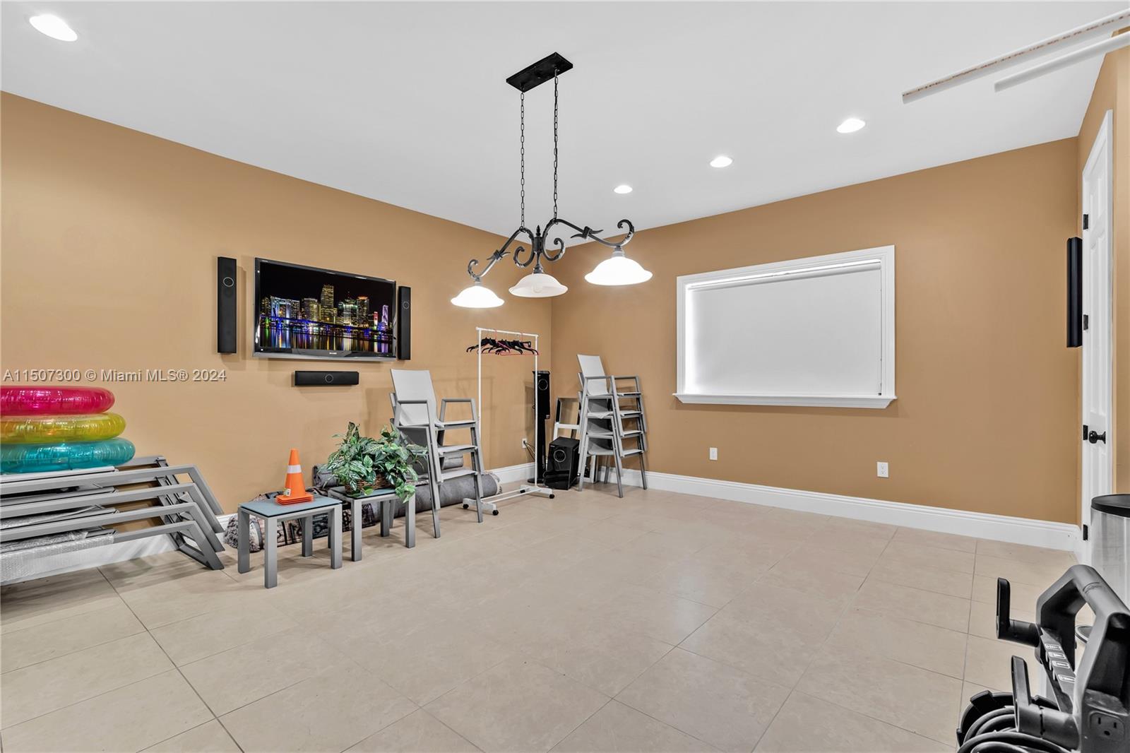 9439 NW 54th Doral Cir Ln 0, Doral, Florida 33178, 4 Bedrooms Bedrooms, ,4 BathroomsBathrooms,Residentiallease,For Rent,9439 NW 54th Doral Cir Ln 0,A11507300