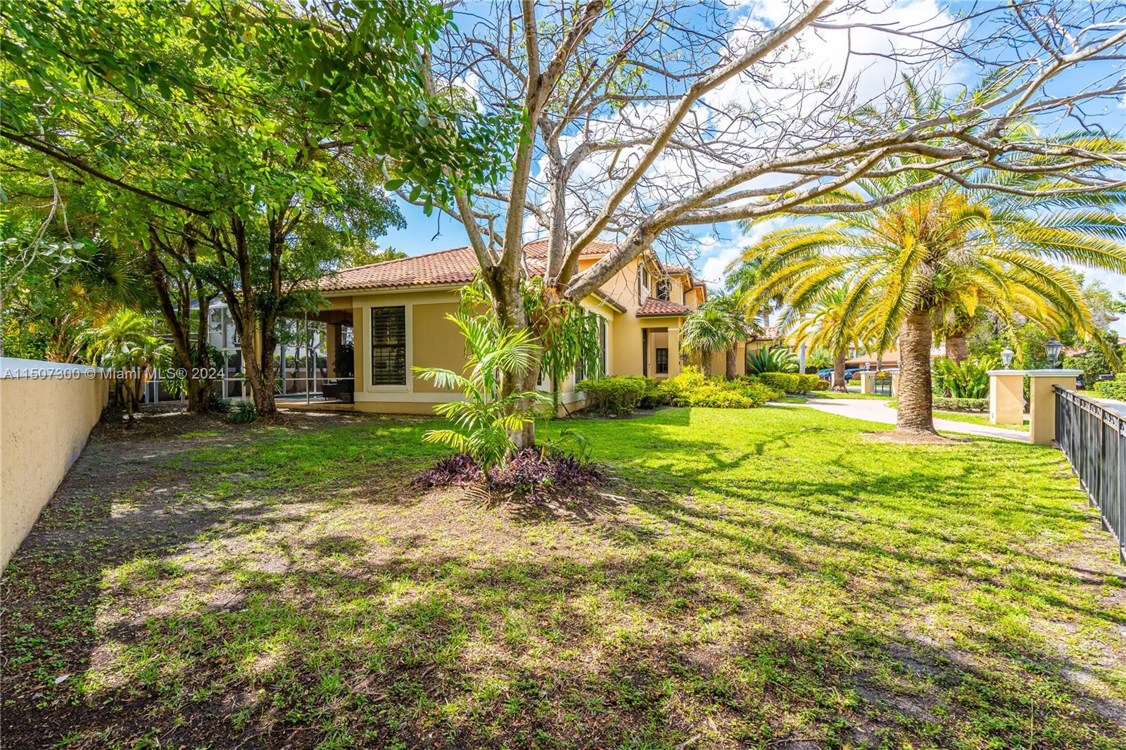 9439 NW 54th Doral Cir Ln 0, Doral, Florida 33178, 4 Bedrooms Bedrooms, ,4 BathroomsBathrooms,Residentiallease,For Rent,9439 NW 54th Doral Cir Ln 0,A11507300