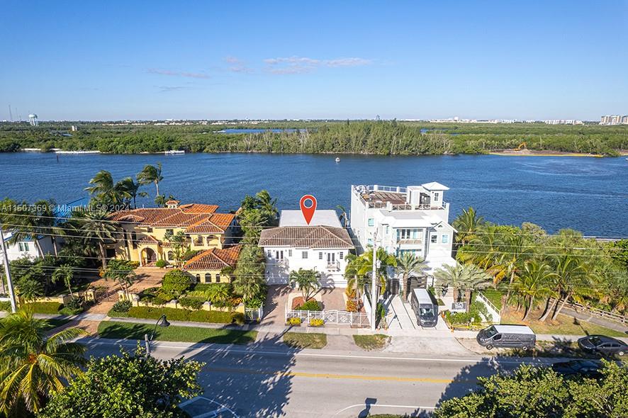 4590 N Ocean Dr A, Hollywood, Florida 33019, 2 Bedrooms Bedrooms, ,2 BathroomsBathrooms,Residentiallease,For Rent,4590 N Ocean Dr A,A11507369