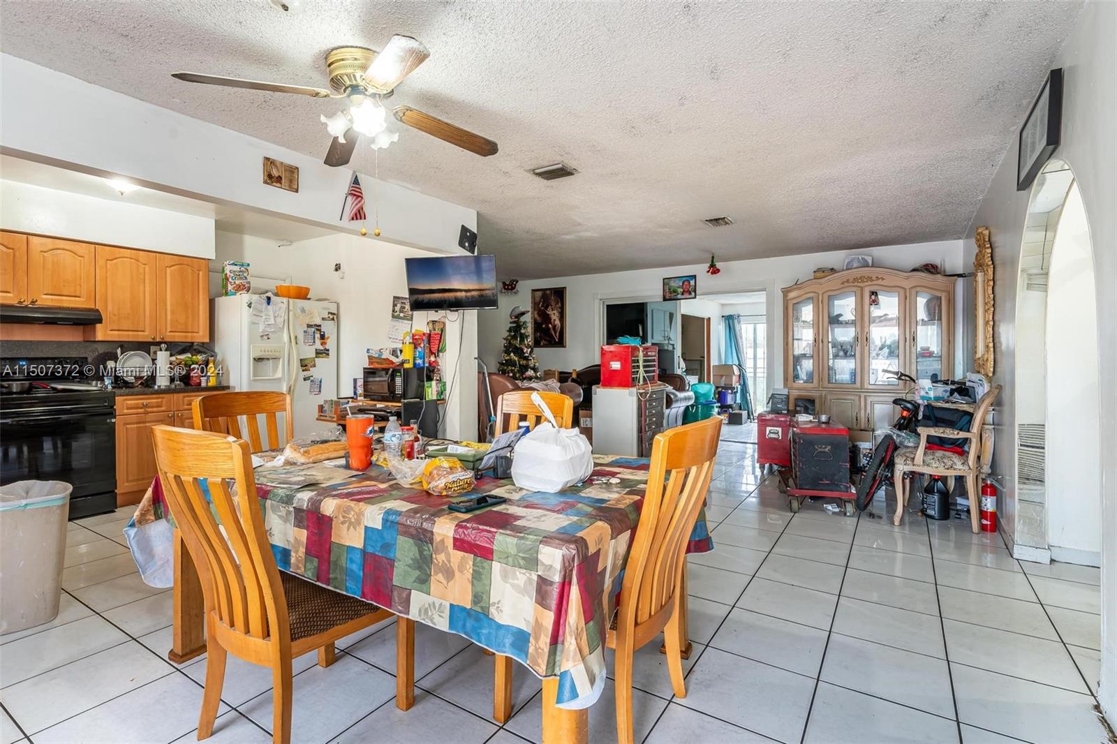17435 NW 48th Ct, Miami Gardens, Florida 33055, 3 Bedrooms Bedrooms, ,2 BathroomsBathrooms,Residential,For Sale,17435 NW 48th Ct,A11507372