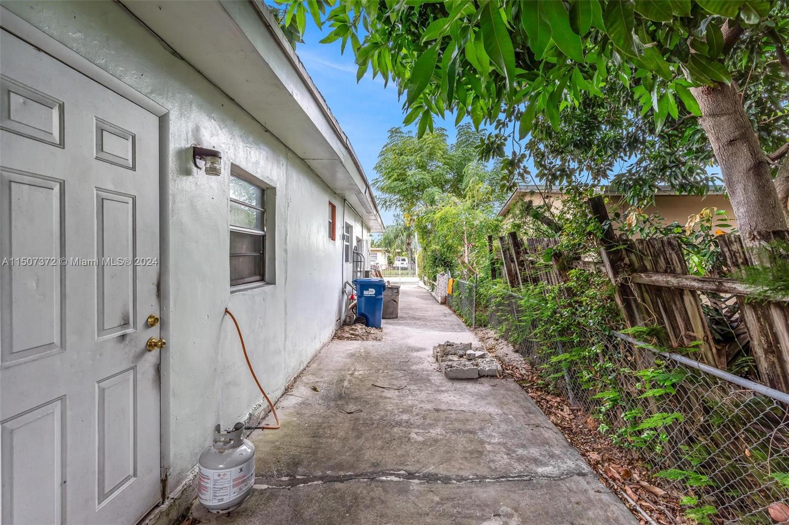 17435 NW 48th Ct, Miami Gardens, Florida 33055, 3 Bedrooms Bedrooms, ,2 BathroomsBathrooms,Residential,For Sale,17435 NW 48th Ct,A11507372