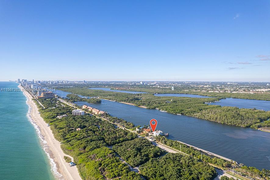 4592 N Ocean Dr B, Hollywood, Florida 33019, 2 Bedrooms Bedrooms, ,2 BathroomsBathrooms,Residentiallease,For Rent,4592 N Ocean Dr B,A11507383