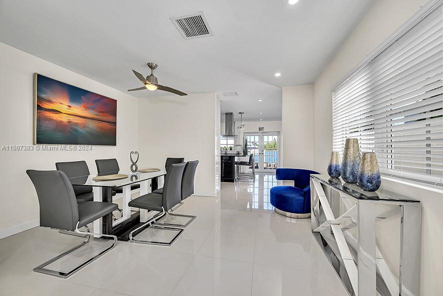 4592 N Ocean Dr B, Hollywood, Florida 33019, 2 Bedrooms Bedrooms, ,2 BathroomsBathrooms,Residentiallease,For Rent,4592 N Ocean Dr B,A11507383