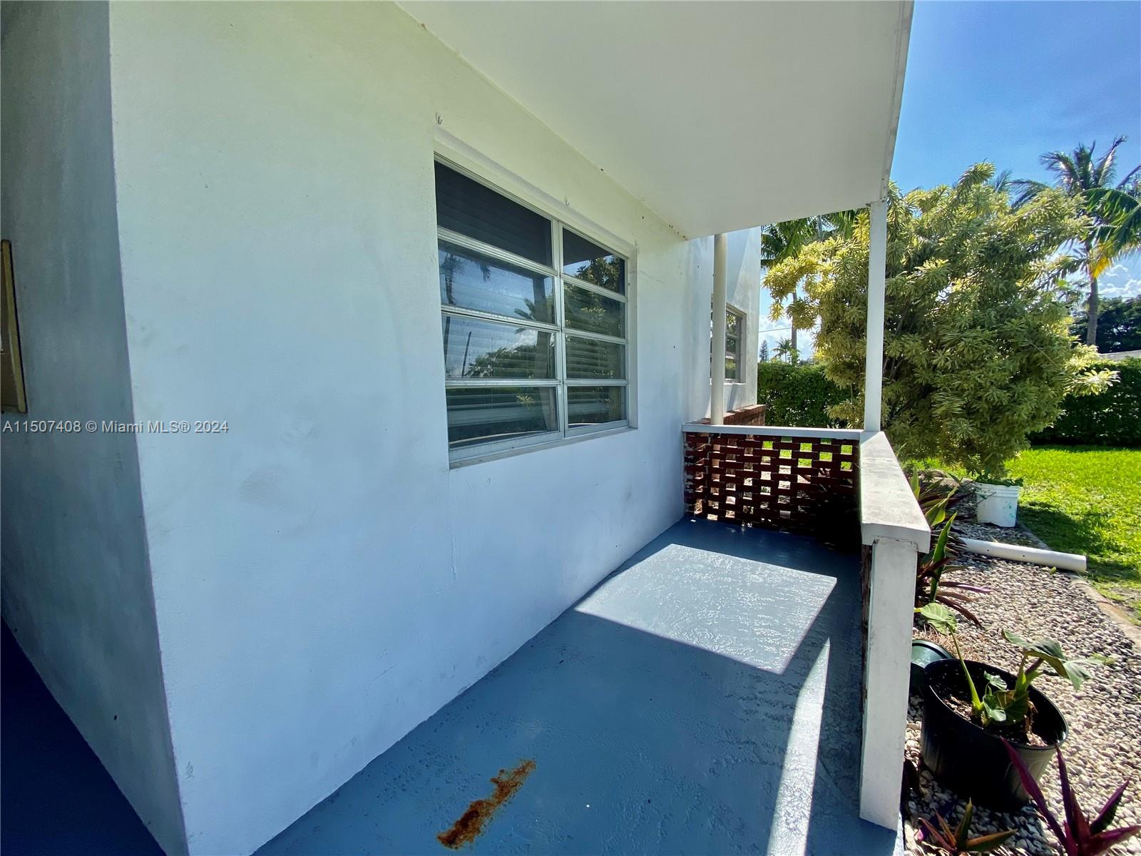 22 SE 3rd Ter 21, Dania Beach, Florida 33004, 1 Bedroom Bedrooms, ,1 BathroomBathrooms,Residential,For Sale,22 SE 3rd Ter 21,A11507408