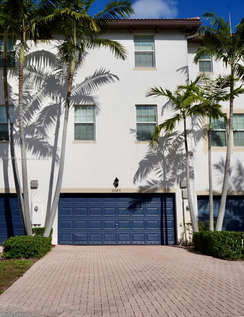 2547 SW 119th Ter 2547, Miramar, Florida 33025, 3 Bedrooms Bedrooms, ,3 BathroomsBathrooms,Residential,For Sale,2547 SW 119th Ter 2547,A11506841