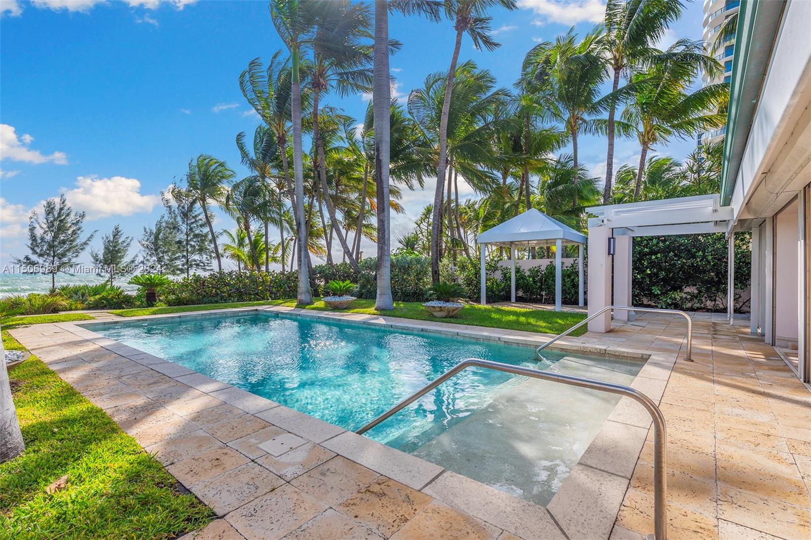 125 Ocean Blvd 0, Golden Beach, Florida 33160, 4 Bedrooms Bedrooms, ,5 BathroomsBathrooms,Residentiallease,For Rent,125 Ocean Blvd 0,A11506989