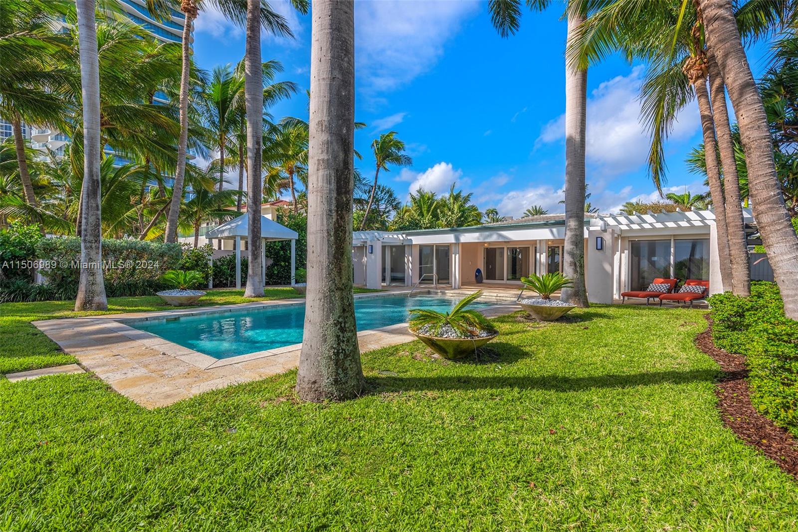 125 Ocean Blvd 0, Golden Beach, Florida 33160, 4 Bedrooms Bedrooms, ,5 BathroomsBathrooms,Residentiallease,For Rent,125 Ocean Blvd 0,A11506989