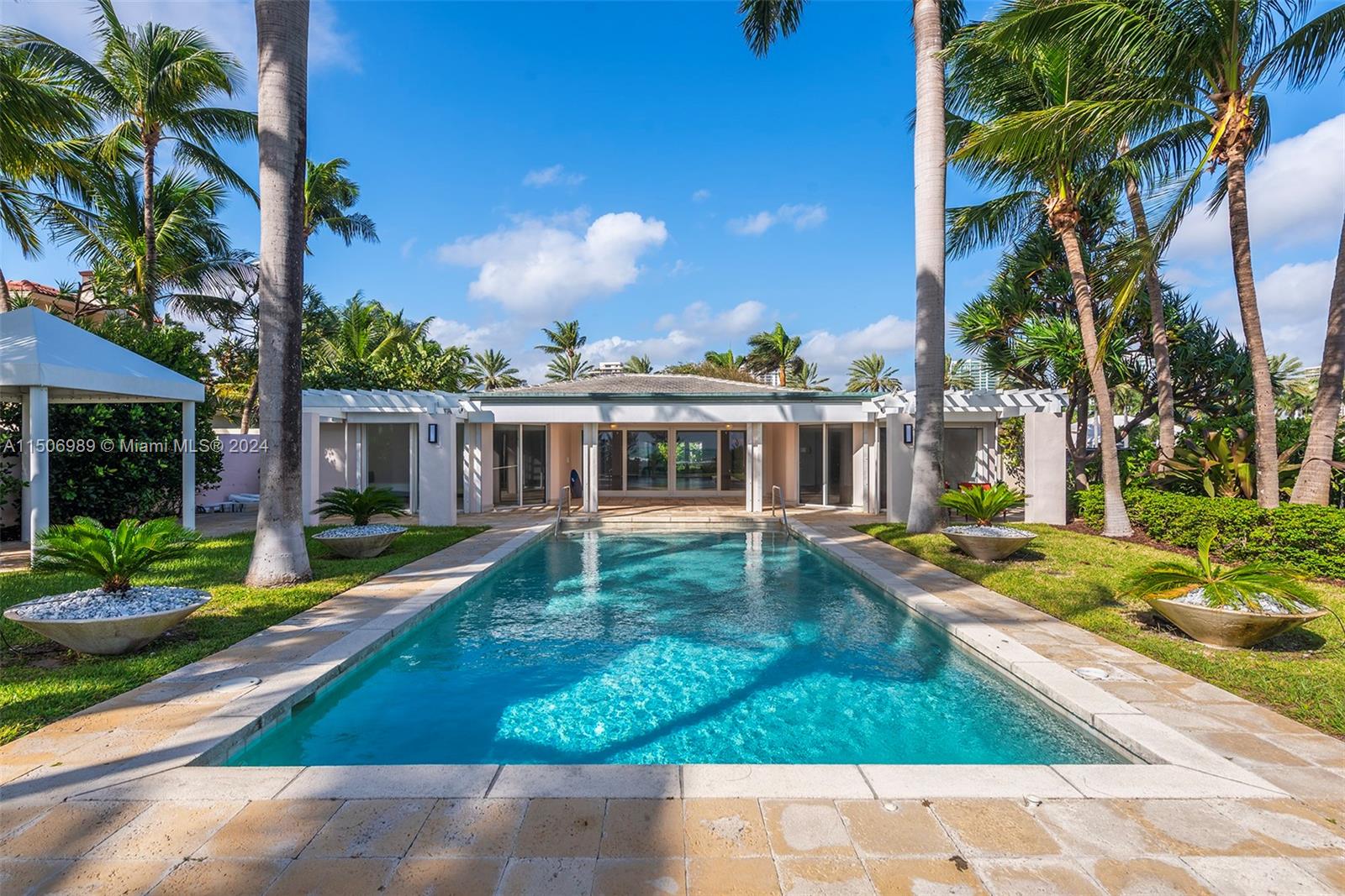 125 Ocean Blvd 0, Golden Beach, Florida 33160, 4 Bedrooms Bedrooms, ,5 BathroomsBathrooms,Residentiallease,For Rent,125 Ocean Blvd 0,A11506989