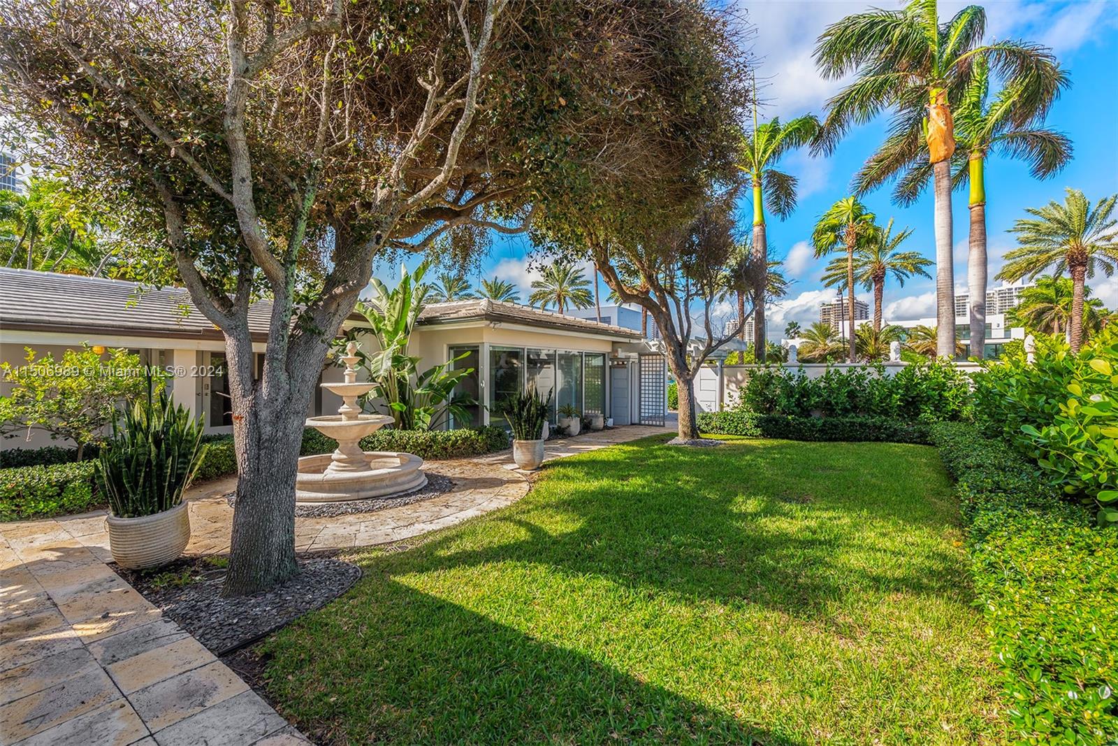 125 Ocean Blvd 0, Golden Beach, Florida 33160, 4 Bedrooms Bedrooms, ,5 BathroomsBathrooms,Residentiallease,For Rent,125 Ocean Blvd 0,A11506989