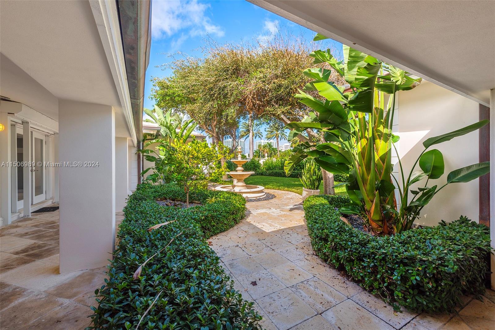 125 Ocean Blvd 0, Golden Beach, Florida 33160, 4 Bedrooms Bedrooms, ,5 BathroomsBathrooms,Residentiallease,For Rent,125 Ocean Blvd 0,A11506989