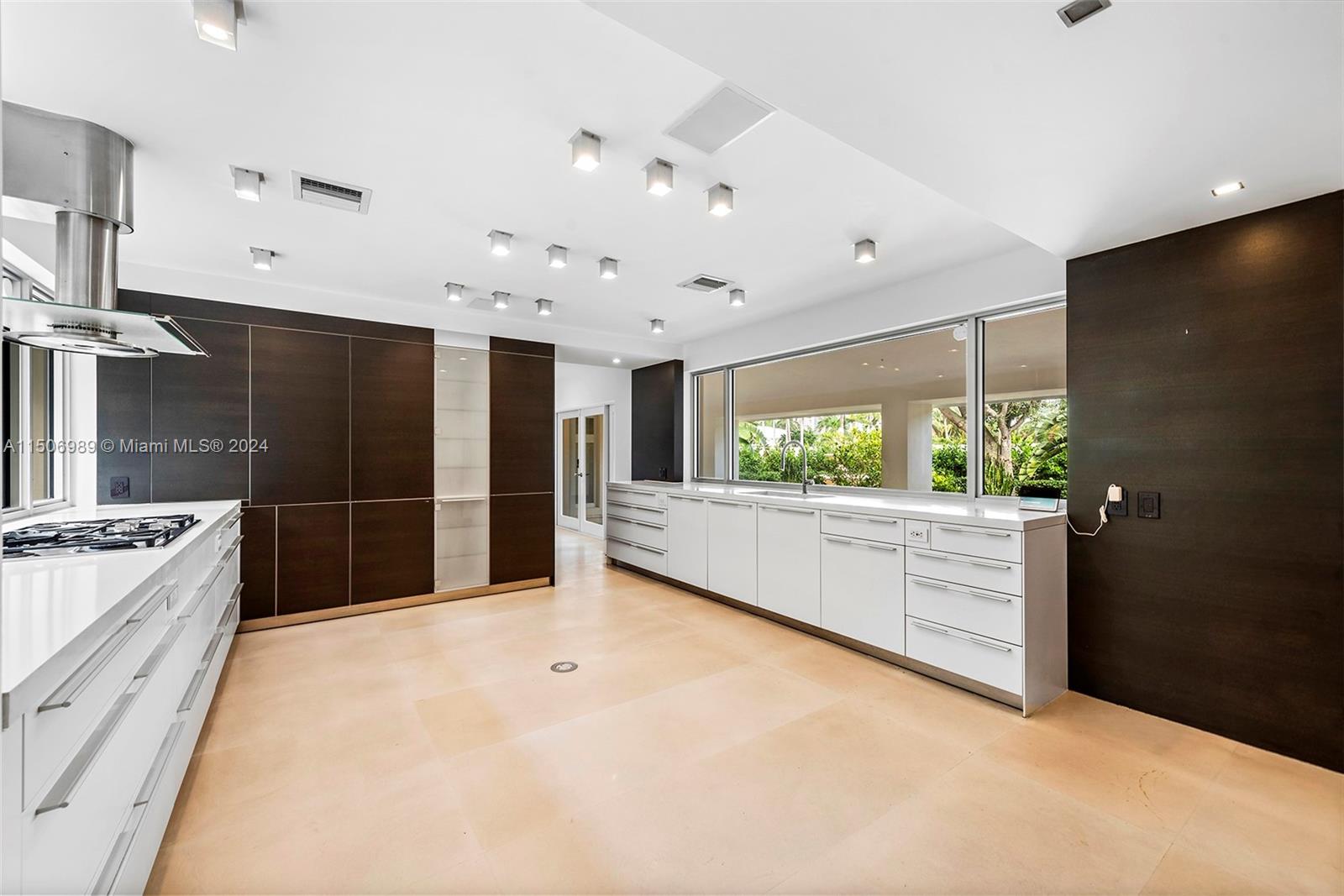 125 Ocean Blvd 0, Golden Beach, Florida 33160, 4 Bedrooms Bedrooms, ,5 BathroomsBathrooms,Residentiallease,For Rent,125 Ocean Blvd 0,A11506989
