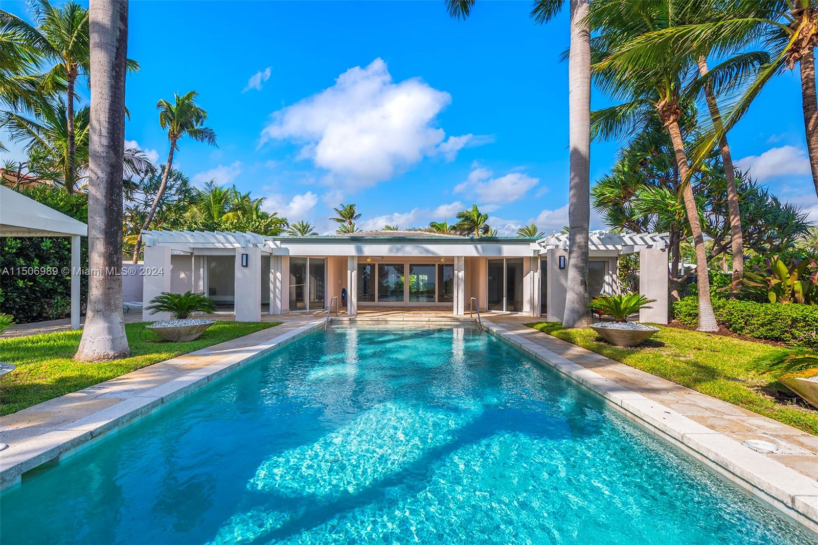 125 Ocean Blvd 0, Golden Beach, Florida 33160, 4 Bedrooms Bedrooms, ,5 BathroomsBathrooms,Residentiallease,For Rent,125 Ocean Blvd 0,A11506989