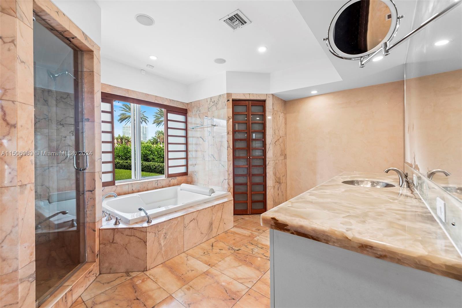 125 Ocean Blvd 0, Golden Beach, Florida 33160, 4 Bedrooms Bedrooms, ,5 BathroomsBathrooms,Residentiallease,For Rent,125 Ocean Blvd 0,A11506989