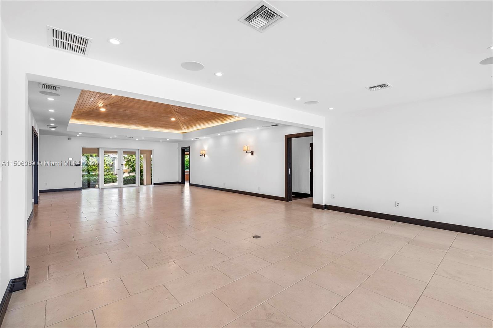 125 Ocean Blvd 0, Golden Beach, Florida 33160, 4 Bedrooms Bedrooms, ,5 BathroomsBathrooms,Residentiallease,For Rent,125 Ocean Blvd 0,A11506989