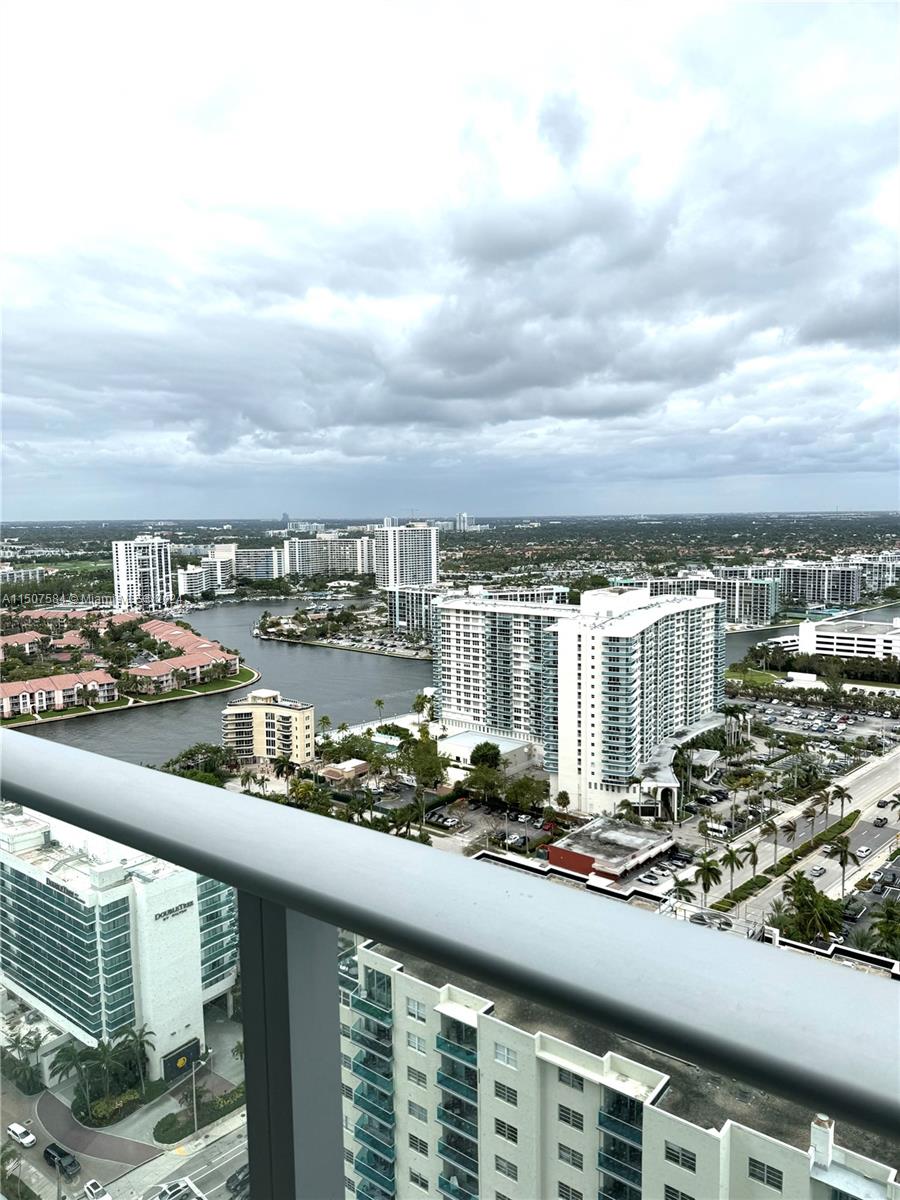 4111 S Ocean Dr 2404, Hollywood, Florida 33019, 2 Bedrooms Bedrooms, ,2 BathroomsBathrooms,Residential,For Sale,4111 S Ocean Dr 2404,A11507584