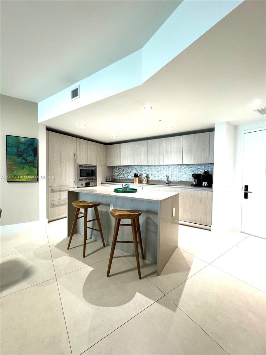 4111 S Ocean Dr 2404, Hollywood, Florida 33019, 2 Bedrooms Bedrooms, ,2 BathroomsBathrooms,Residential,For Sale,4111 S Ocean Dr 2404,A11507584