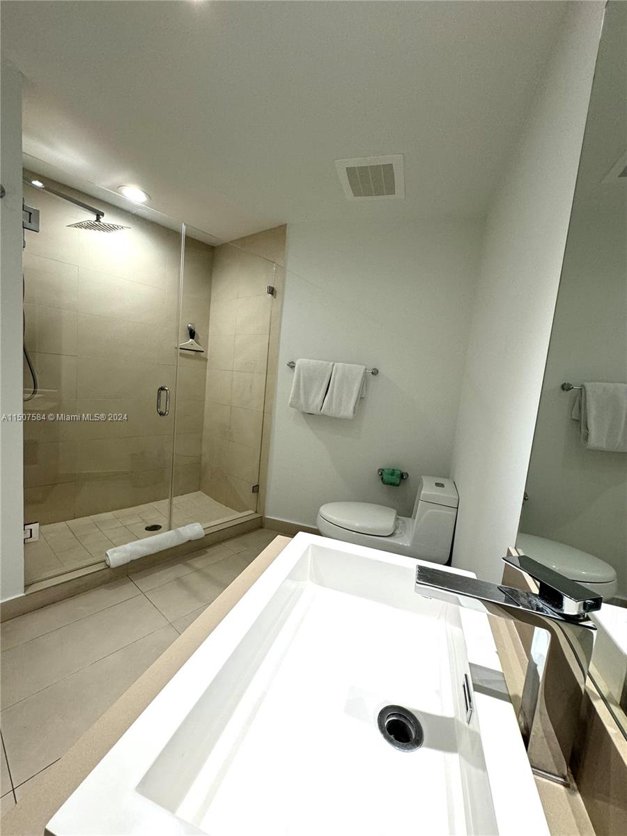 4111 S Ocean Dr 2404, Hollywood, Florida 33019, 2 Bedrooms Bedrooms, ,2 BathroomsBathrooms,Residential,For Sale,4111 S Ocean Dr 2404,A11507584