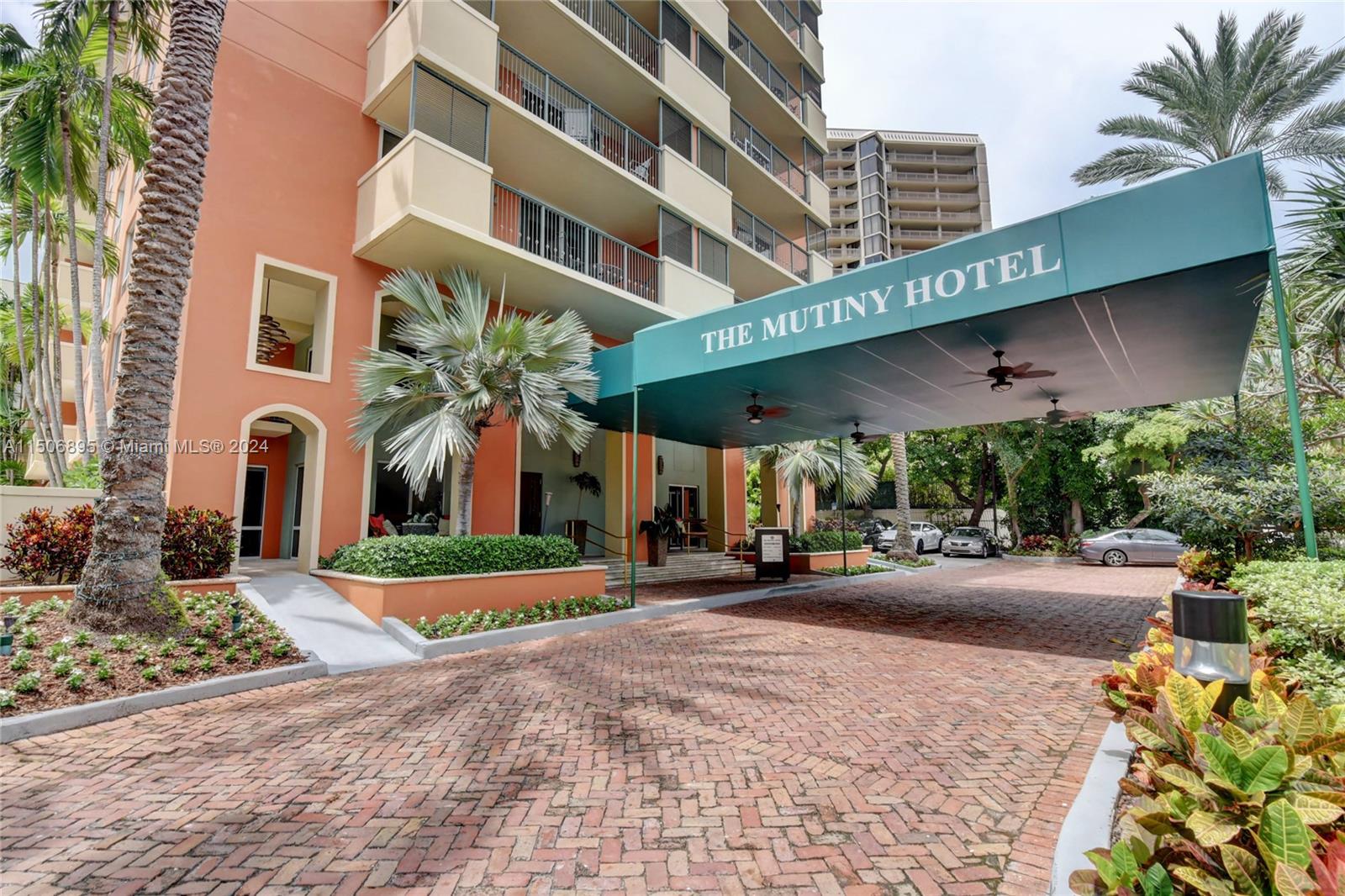 2951 S Bayshore Dr 815, Miami, Florida 33133, 1 Bedroom Bedrooms, ,1 BathroomBathrooms,Residential,For Sale,2951 S Bayshore Dr 815,A11506895