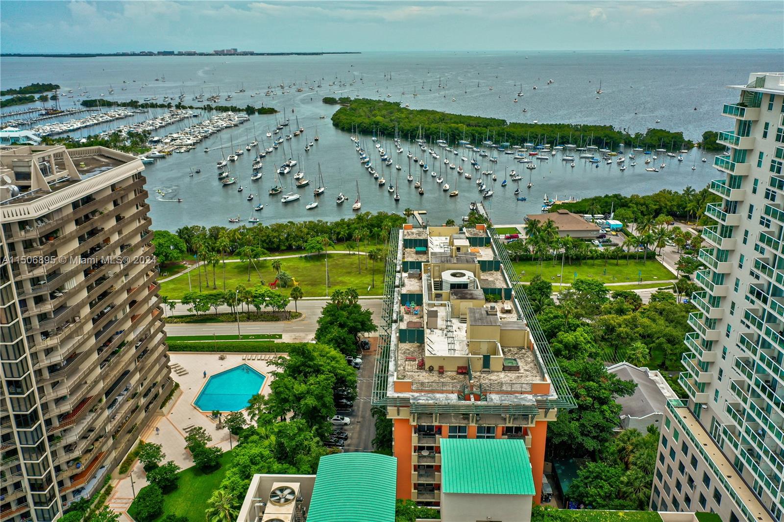 2951 S Bayshore Dr 815, Miami, Florida 33133, 1 Bedroom Bedrooms, ,1 BathroomBathrooms,Residential,For Sale,2951 S Bayshore Dr 815,A11506895