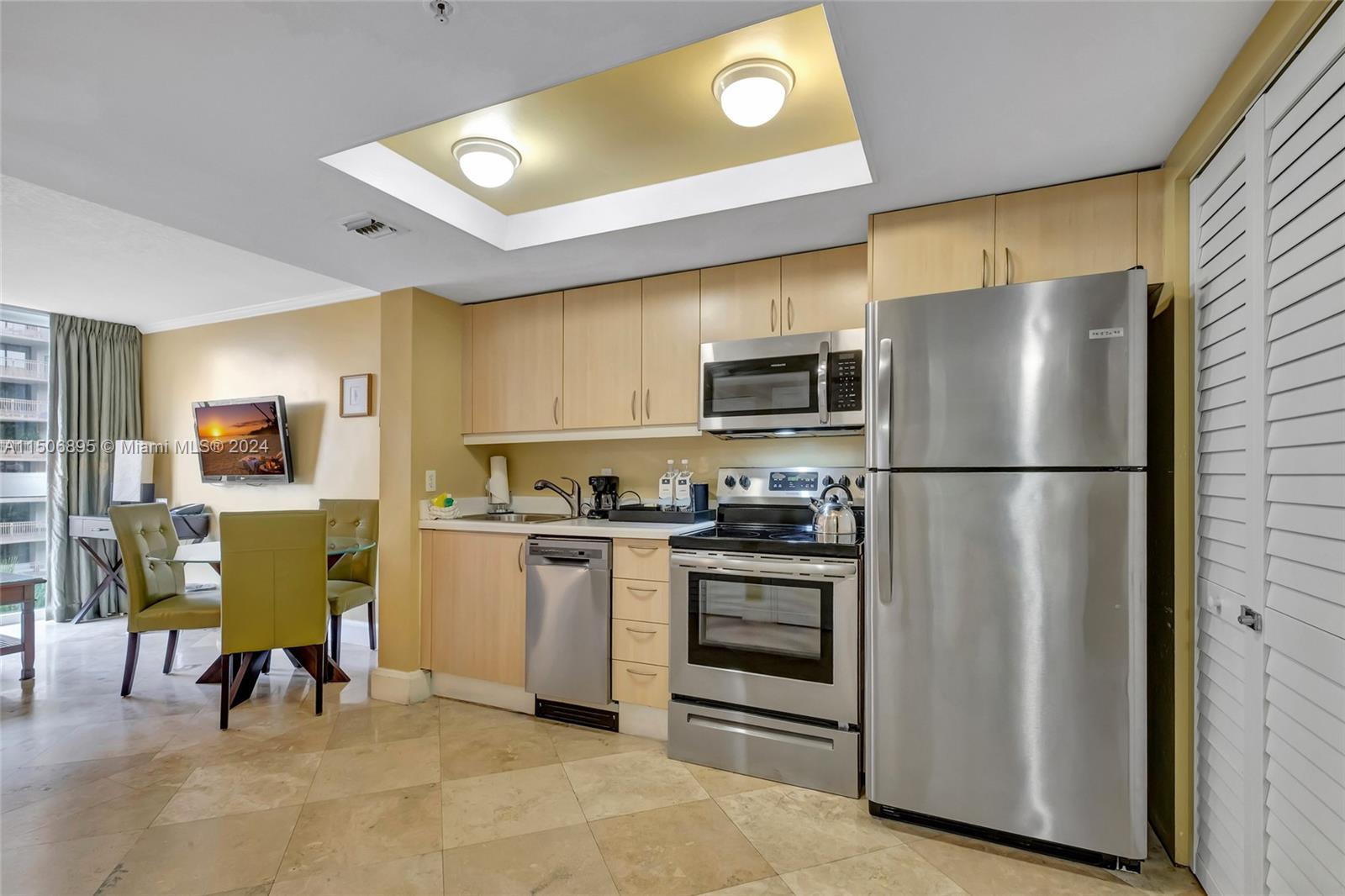 2951 S Bayshore Dr 815, Miami, Florida 33133, 1 Bedroom Bedrooms, ,1 BathroomBathrooms,Residential,For Sale,2951 S Bayshore Dr 815,A11506895