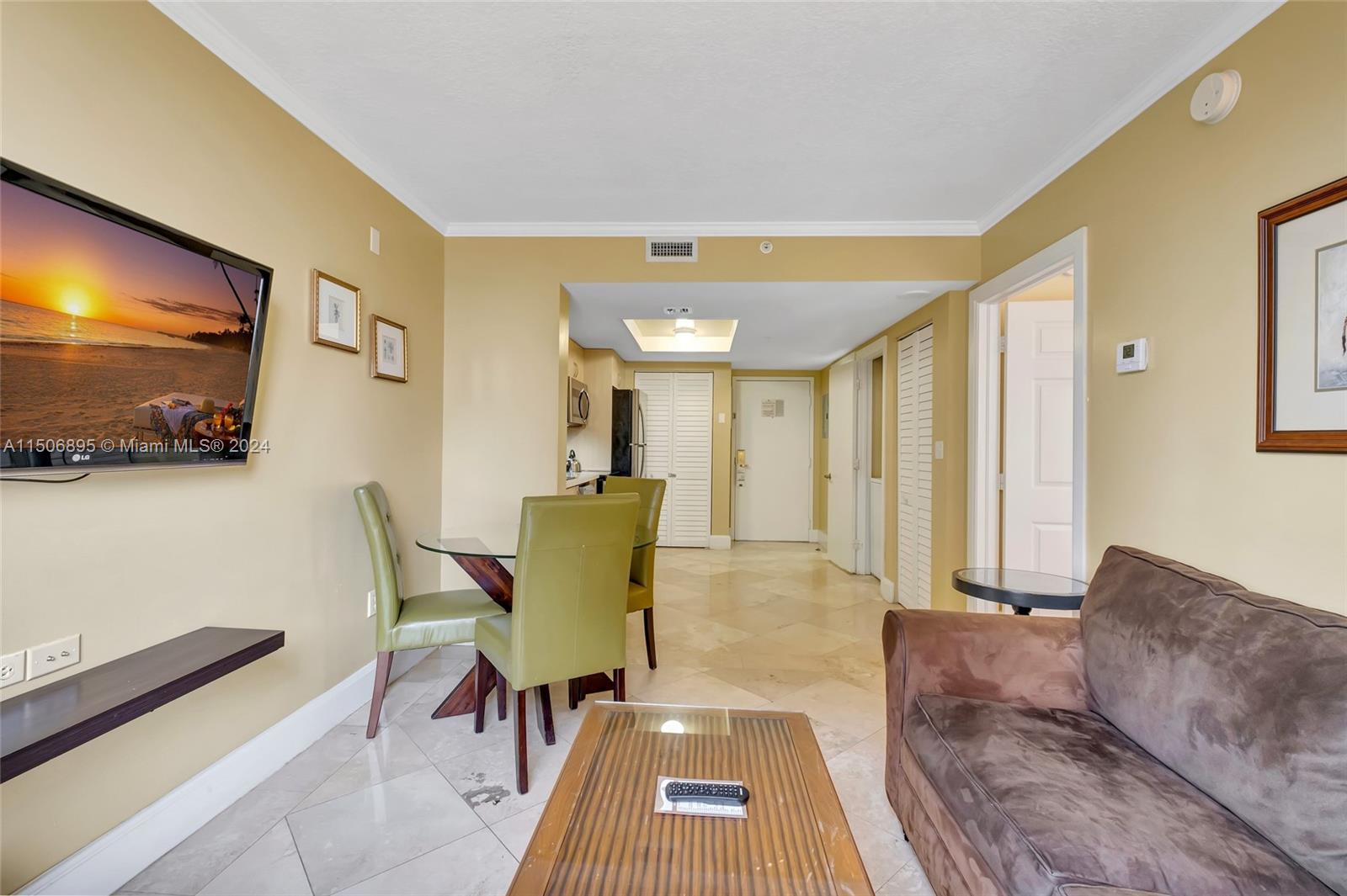 2951 S Bayshore Dr 815, Miami, Florida 33133, 1 Bedroom Bedrooms, ,1 BathroomBathrooms,Residential,For Sale,2951 S Bayshore Dr 815,A11506895