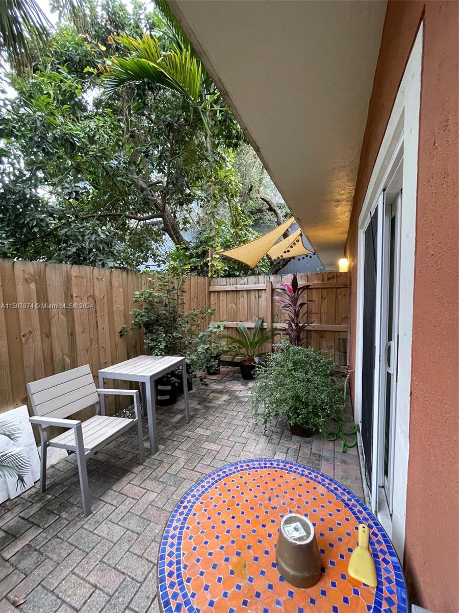 1611 SW 2nd Ct D109, Miami, Florida 33129, 2 Bedrooms Bedrooms, ,2 BathroomsBathrooms,Residentiallease,For Rent,1611 SW 2nd Ct D109,A11507874