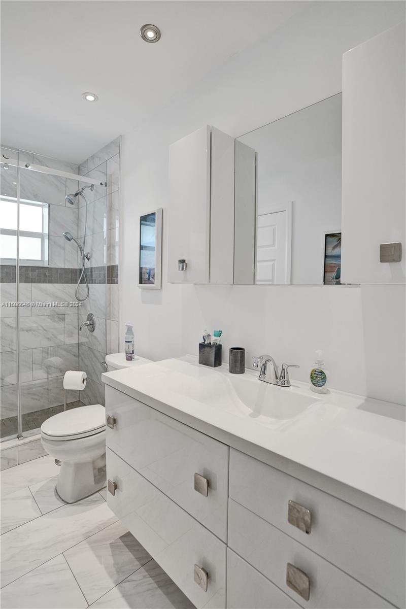 4299 NW 16th St 108, Lauderhill, Florida 33313, 1 Bedroom Bedrooms, ,1 BathroomBathrooms,Residential,For Sale,4299 NW 16th St 108,A11506648