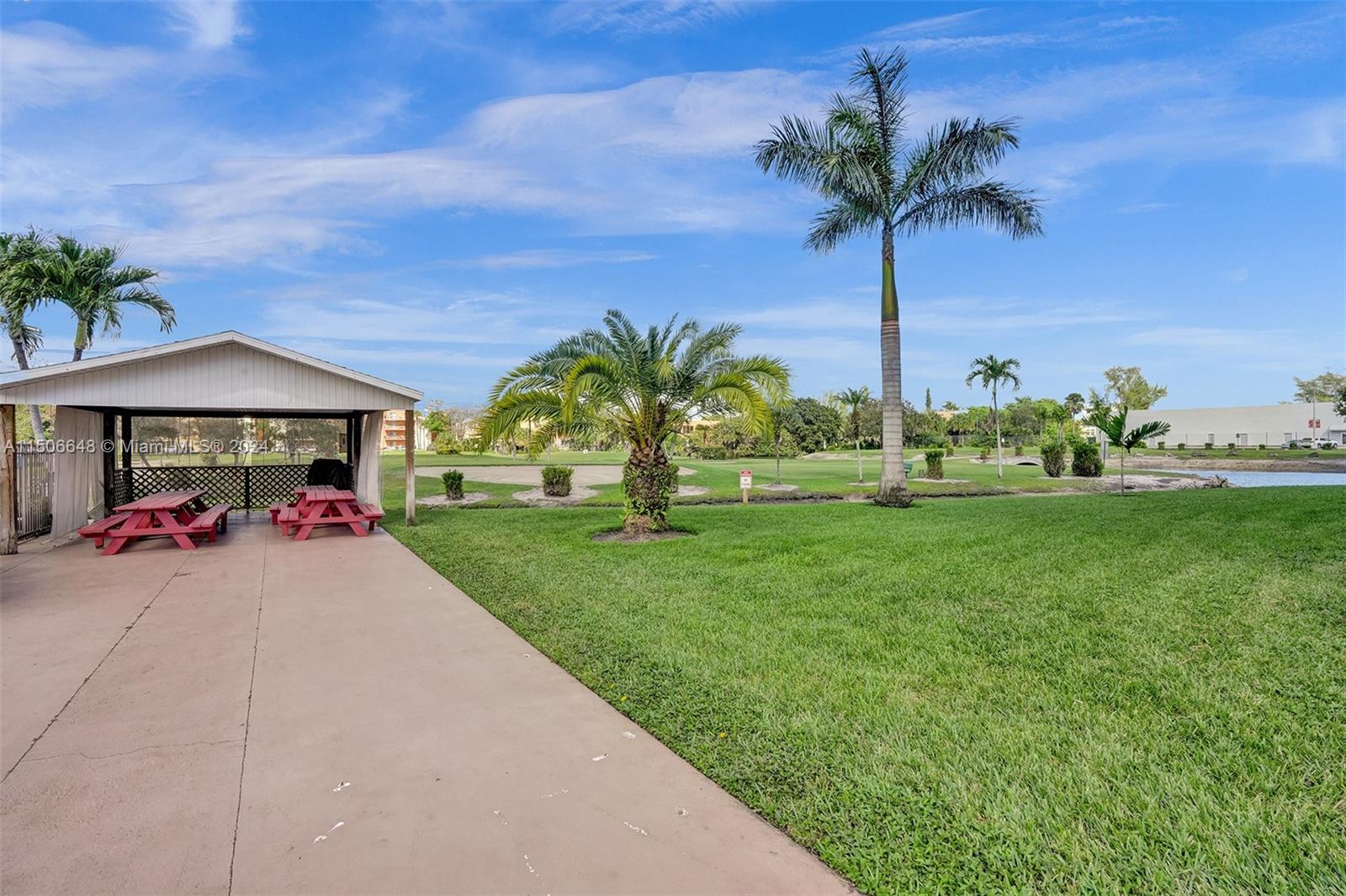 4299 NW 16th St 108, Lauderhill, Florida 33313, 1 Bedroom Bedrooms, ,1 BathroomBathrooms,Residential,For Sale,4299 NW 16th St 108,A11506648