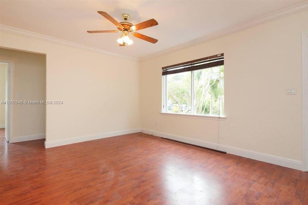 1015 NE 112th St 0, Biscayne Park, Florida 33161, 2 Bedrooms Bedrooms, ,1 BathroomBathrooms,Residentiallease,For Rent,1015 NE 112th St 0,A11507849
