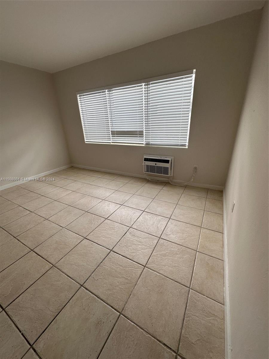 7351 Gary Ave 23, Miami Beach, Florida 33141, 1 Bedroom Bedrooms, ,1 BathroomBathrooms,Residentiallease,For Rent,7351 Gary Ave 23,A11508001