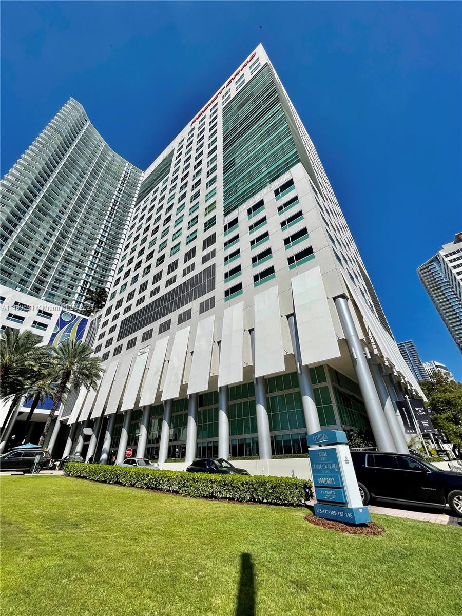 175 SW 7th St 1712, Miami, Florida 33130, ,Commercialsale,For Sale,175 SW 7th St 1712,A11499691