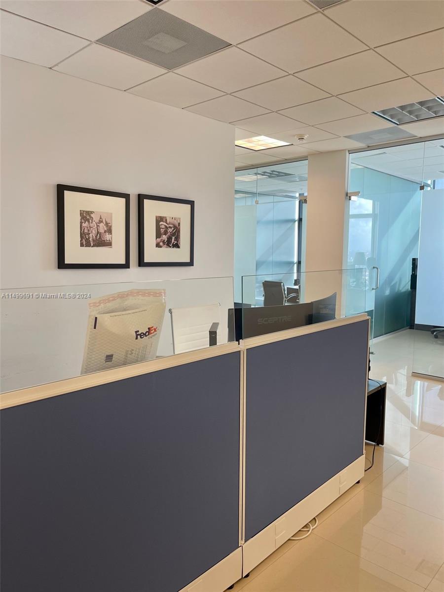 175 SW 7th St 1712, Miami, Florida 33130, ,Commercialsale,For Sale,175 SW 7th St 1712,A11499691