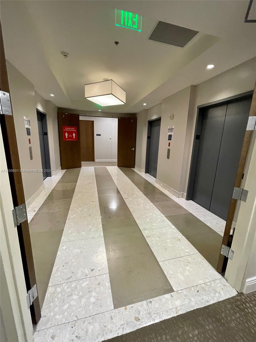 175 SW 7th St 1712, Miami, Florida 33130, ,Commercialsale,For Sale,175 SW 7th St 1712,A11499691