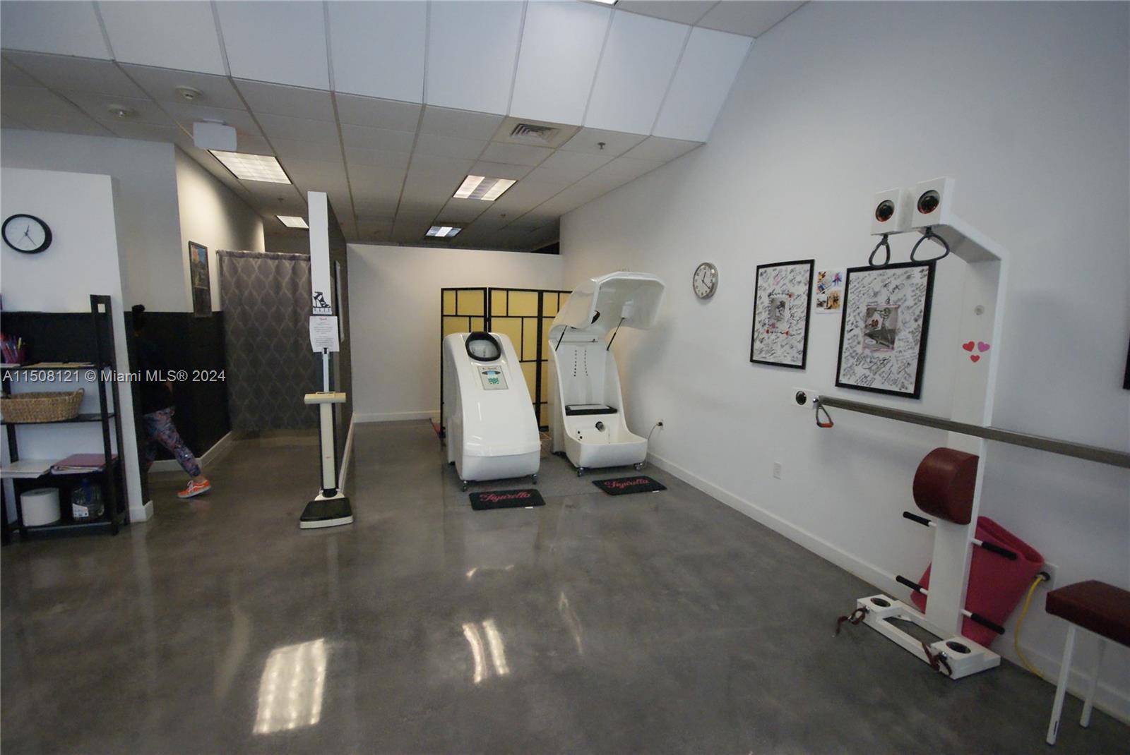 Large front room