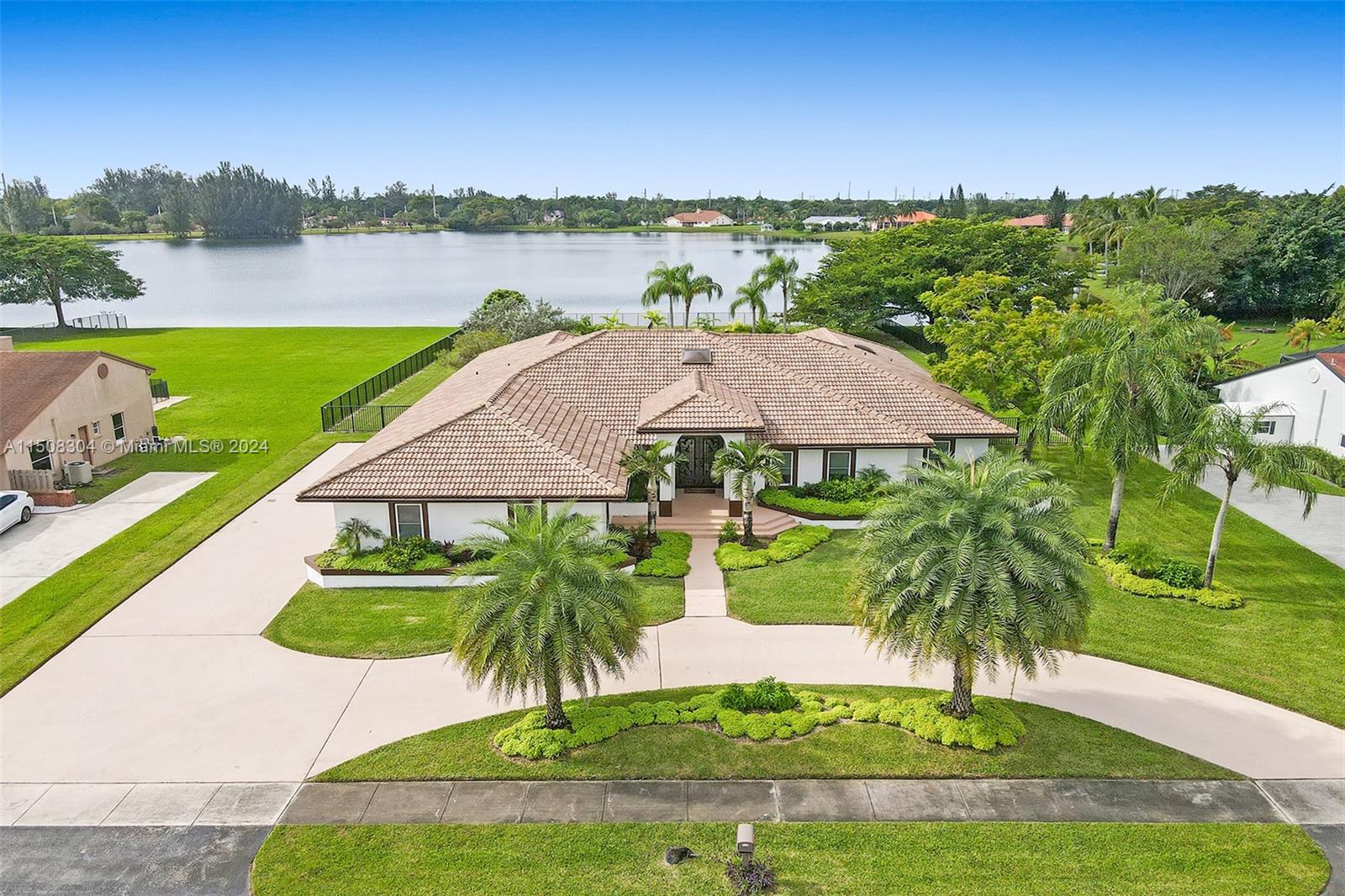 1161 Bristol Ave, Davie, Florida 33325, 4 Bedrooms Bedrooms, ,3 BathroomsBathrooms,Residential,For Sale,1161 Bristol Ave,A11508304