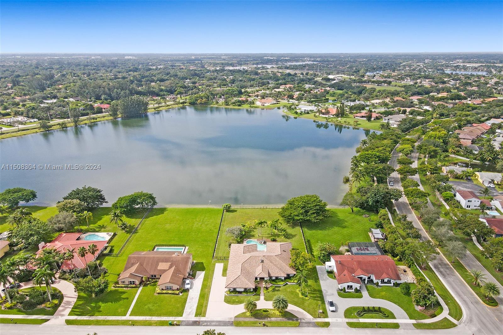1161 Bristol Ave, Davie, Florida 33325, 4 Bedrooms Bedrooms, ,3 BathroomsBathrooms,Residential,For Sale,1161 Bristol Ave,A11508304