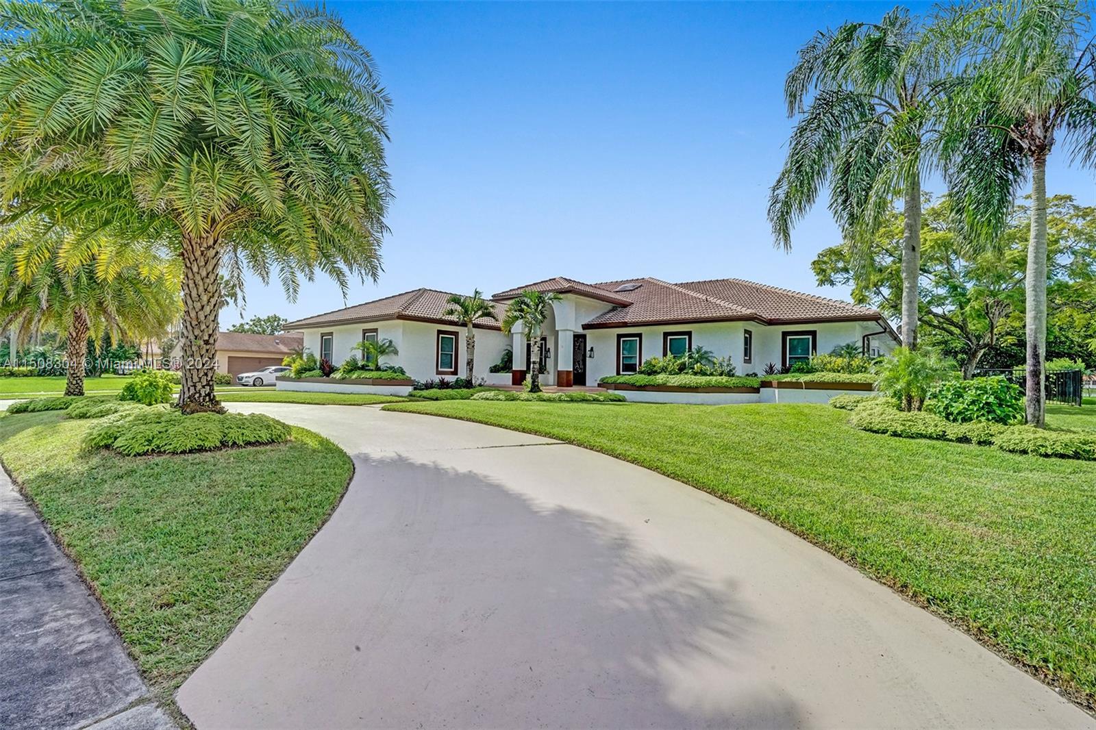 1161 Bristol Ave, Davie, Florida 33325, 4 Bedrooms Bedrooms, ,3 BathroomsBathrooms,Residential,For Sale,1161 Bristol Ave,A11508304