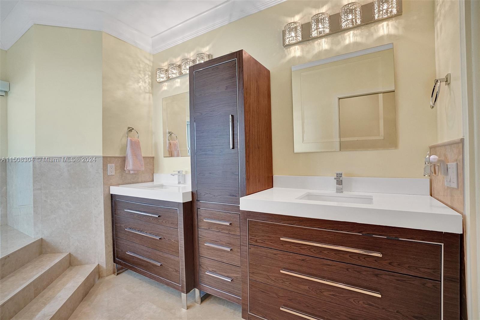 1161 Bristol Ave, Davie, Florida 33325, 4 Bedrooms Bedrooms, ,3 BathroomsBathrooms,Residential,For Sale,1161 Bristol Ave,A11508304