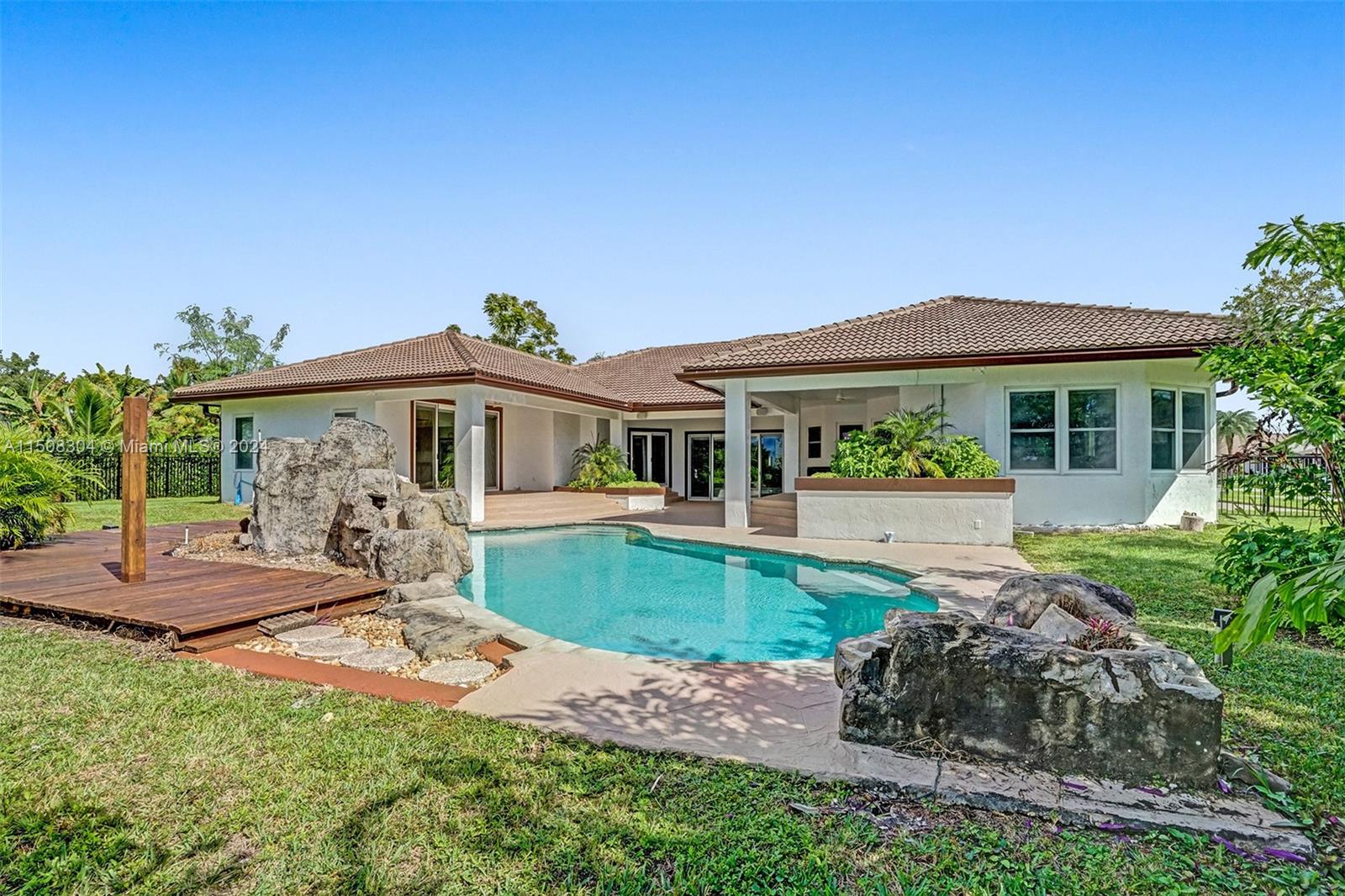 1161 Bristol Ave, Davie, Florida 33325, 4 Bedrooms Bedrooms, ,3 BathroomsBathrooms,Residential,For Sale,1161 Bristol Ave,A11508304