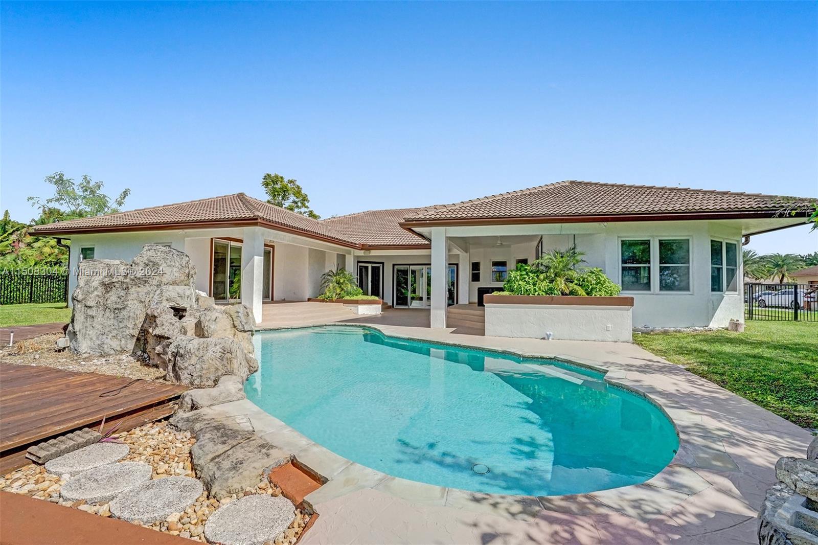 1161 Bristol Ave, Davie, Florida 33325, 4 Bedrooms Bedrooms, ,3 BathroomsBathrooms,Residential,For Sale,1161 Bristol Ave,A11508304
