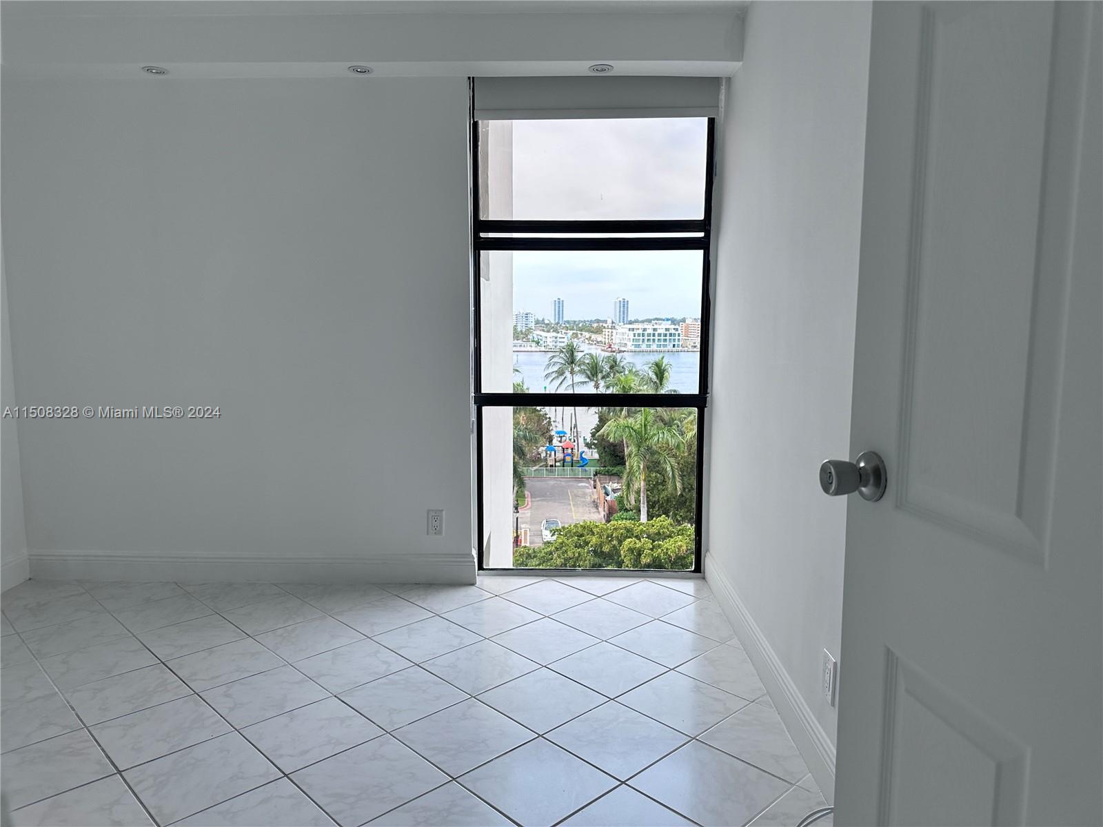 17021 N Bay Rd 801, Sunny Isles Beach, Florida 33160, 2 Bedrooms Bedrooms, ,2 BathroomsBathrooms,Residentiallease,For Rent,17021 N Bay Rd 801,A11508328