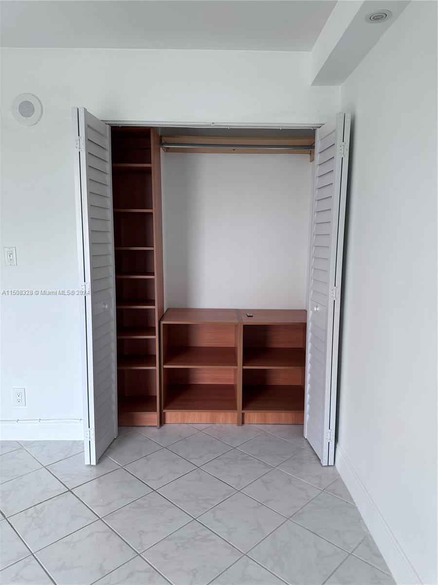 17021 N Bay Rd 801, Sunny Isles Beach, Florida 33160, 2 Bedrooms Bedrooms, ,2 BathroomsBathrooms,Residentiallease,For Rent,17021 N Bay Rd 801,A11508328