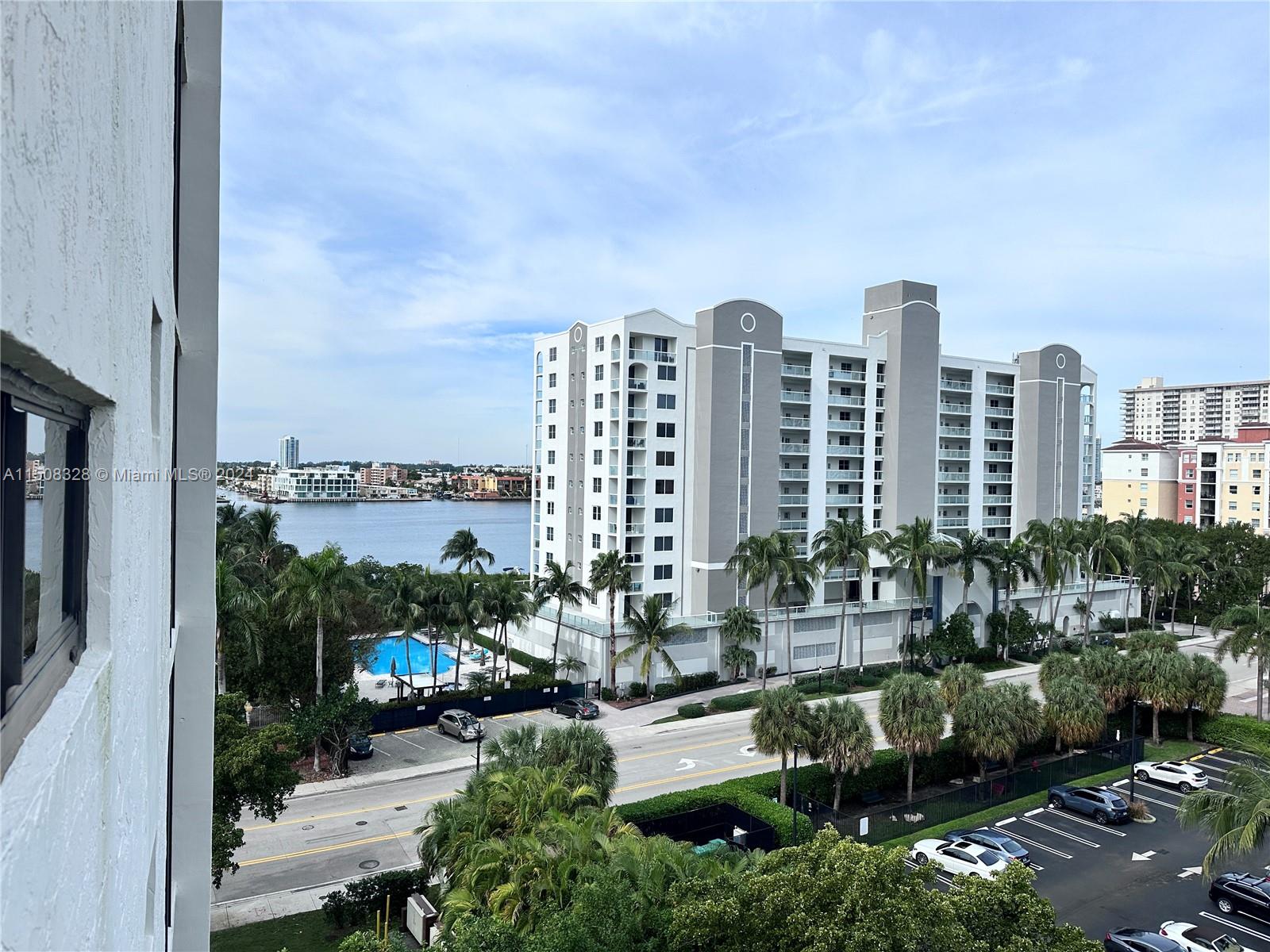 17021 N Bay Rd 801, Sunny Isles Beach, Florida 33160, 2 Bedrooms Bedrooms, ,2 BathroomsBathrooms,Residentiallease,For Rent,17021 N Bay Rd 801,A11508328