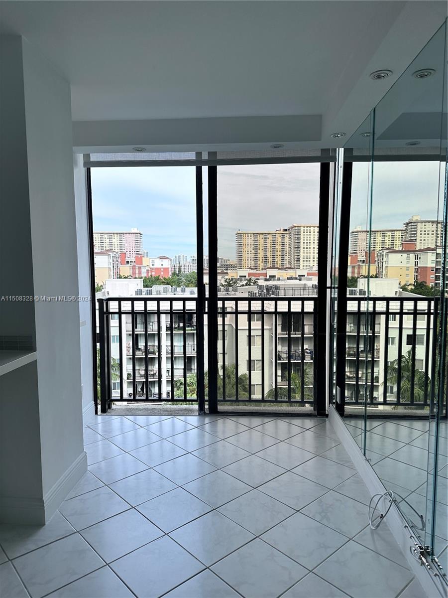 17021 N Bay Rd 801, Sunny Isles Beach, Florida 33160, 2 Bedrooms Bedrooms, ,2 BathroomsBathrooms,Residentiallease,For Rent,17021 N Bay Rd 801,A11508328