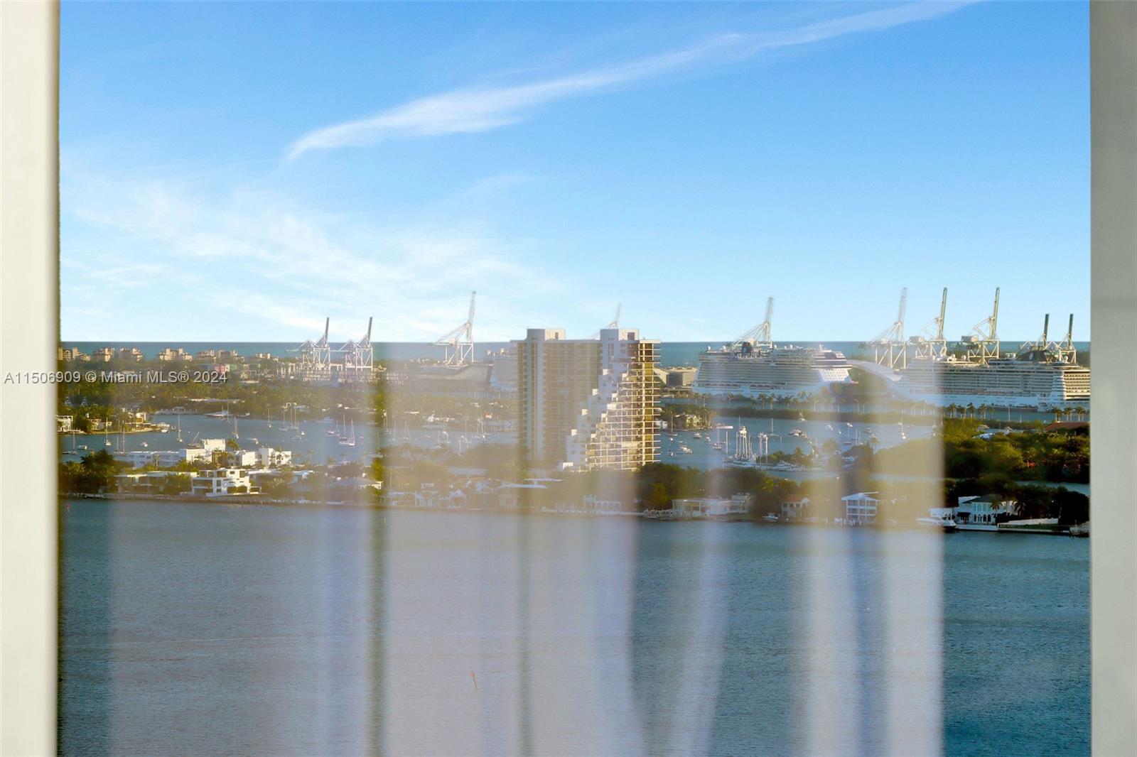 700 NE 26th Ter 2405, Miami, Florida 33137, 2 Bedrooms Bedrooms, ,2 BathroomsBathrooms,Residentiallease,For Rent,700 NE 26th Ter 2405,A11506909